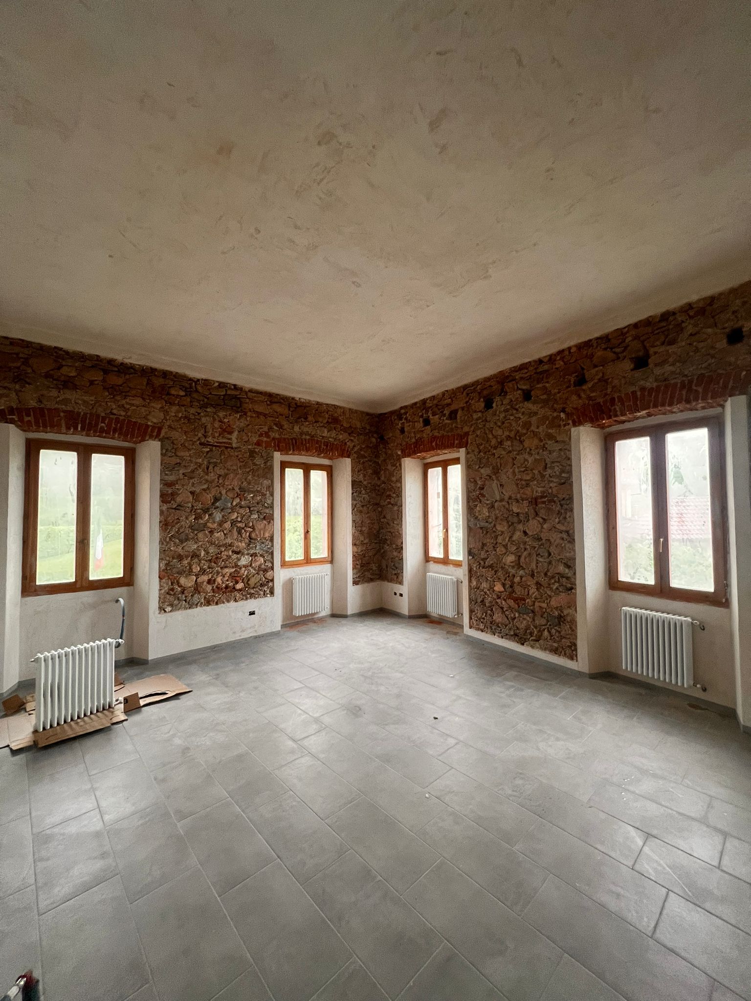 Interno in pietra – Cuasso